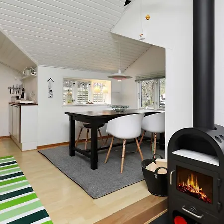 Holiday V Holiday home Frorup